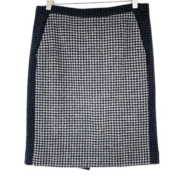J. Crew pencil skirt in a wool blend,  two-tone houndstooth pattern, lined - Picture 1 of 11